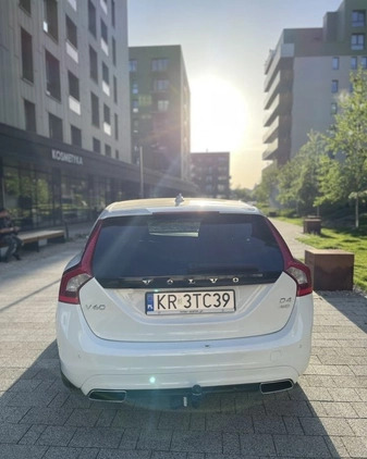 Volvo V60 cena 41000 przebieg: 231000, rok produkcji 2013 z Kraków małe 191